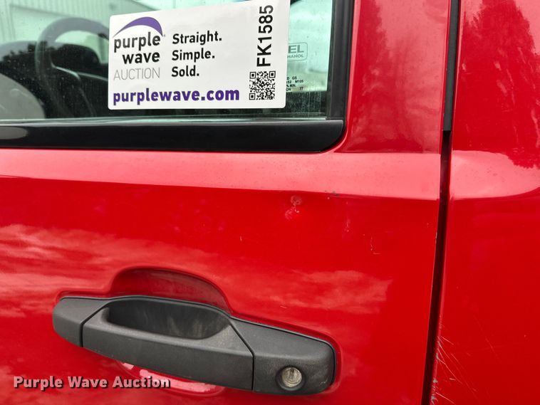 image for item FK1585 2013 Chevrolet Silverado 3500HD pickup truck