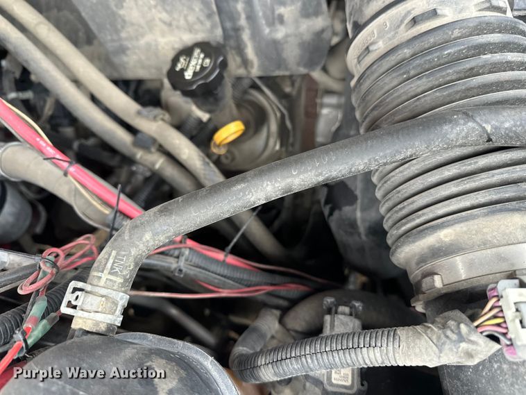 image for item FK1585 2013 Chevrolet Silverado 3500HD pickup truck