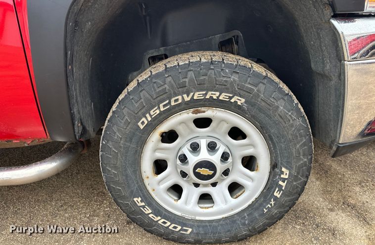 image for item FK1585 2013 Chevrolet Silverado 3500HD pickup truck