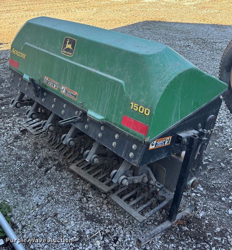 image for item FO3544 John Deere 1500 aerator