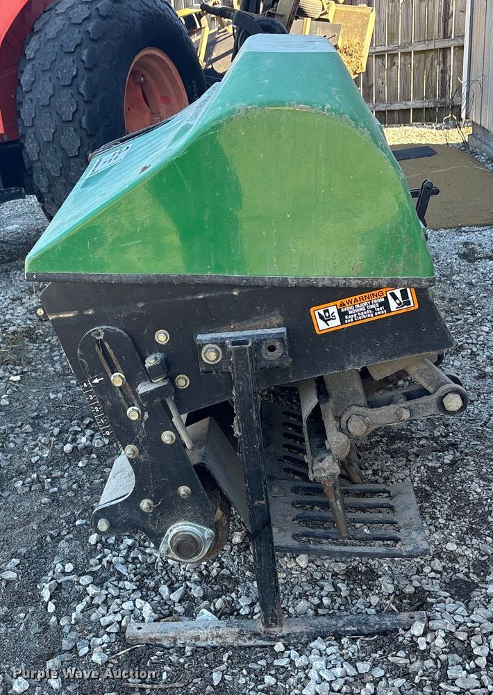 image for item FO3544 John Deere 1500 aerator