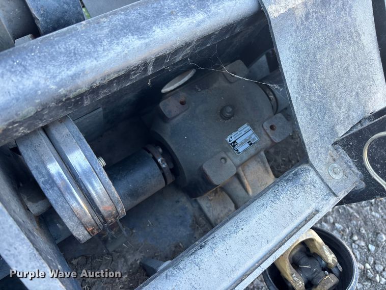 image for item FO3544 John Deere 1500 aerator