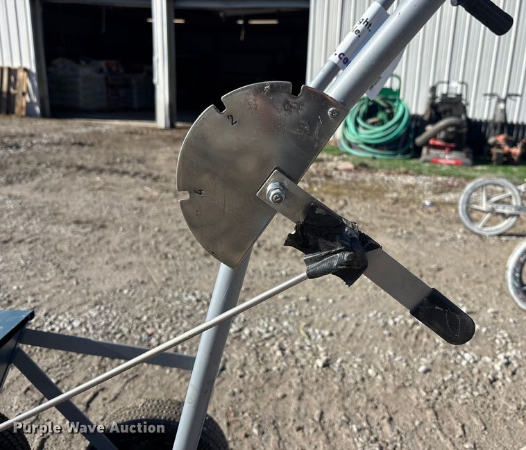 image for item FO3546 Lawn equipment