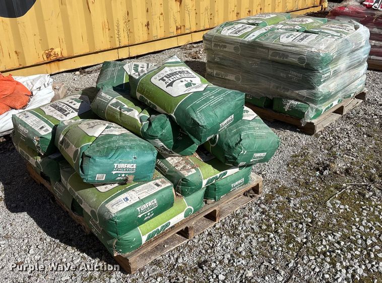 image for item FO3549 (36) Turface Athletics turf conditioner