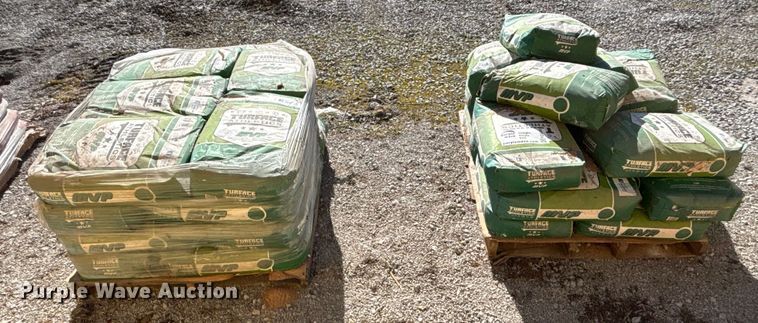 image for item FO3549 (36) Turface Athletics turf conditioner