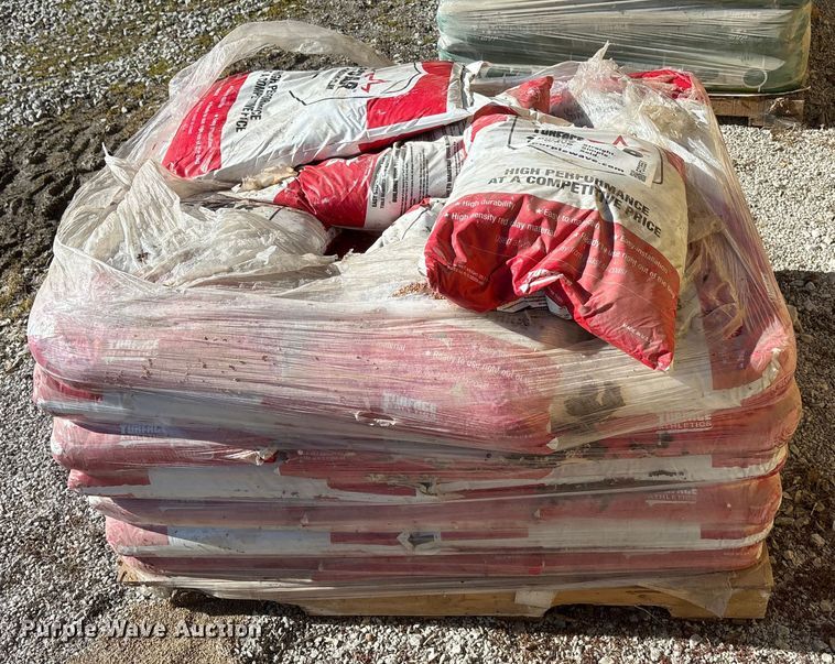 image for item FO3551 Approximately 36 Turface 5 Star red packing clay