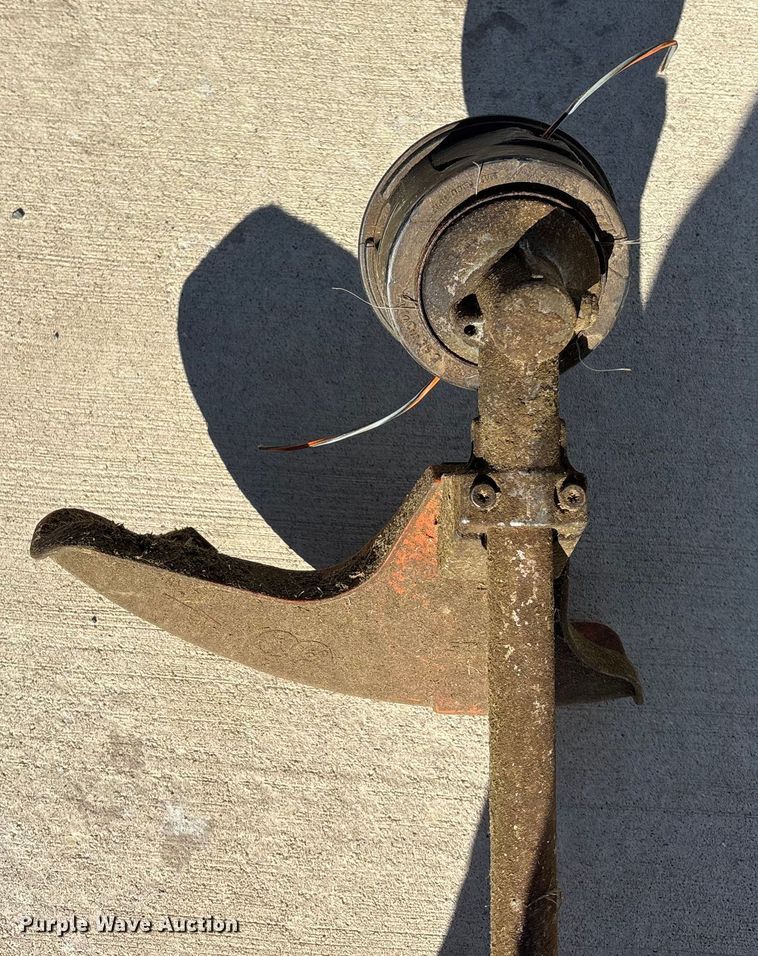 image for item FO3552 (2) Stihl FS94R string trimmers