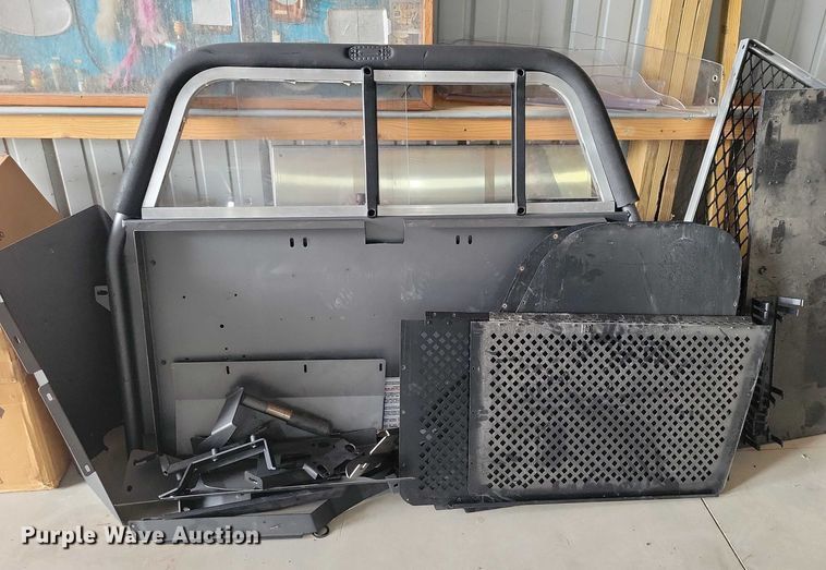 image for item NO9894 Chevrolet Tahoe police vehicle equipment