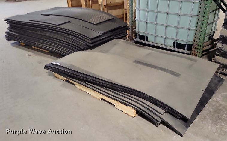 image for item NO9933 (4) pallets of mats