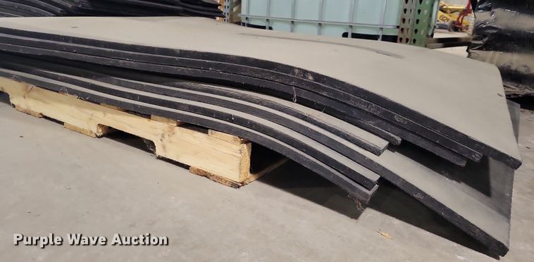 image for item NO9933 (4) pallets of mats