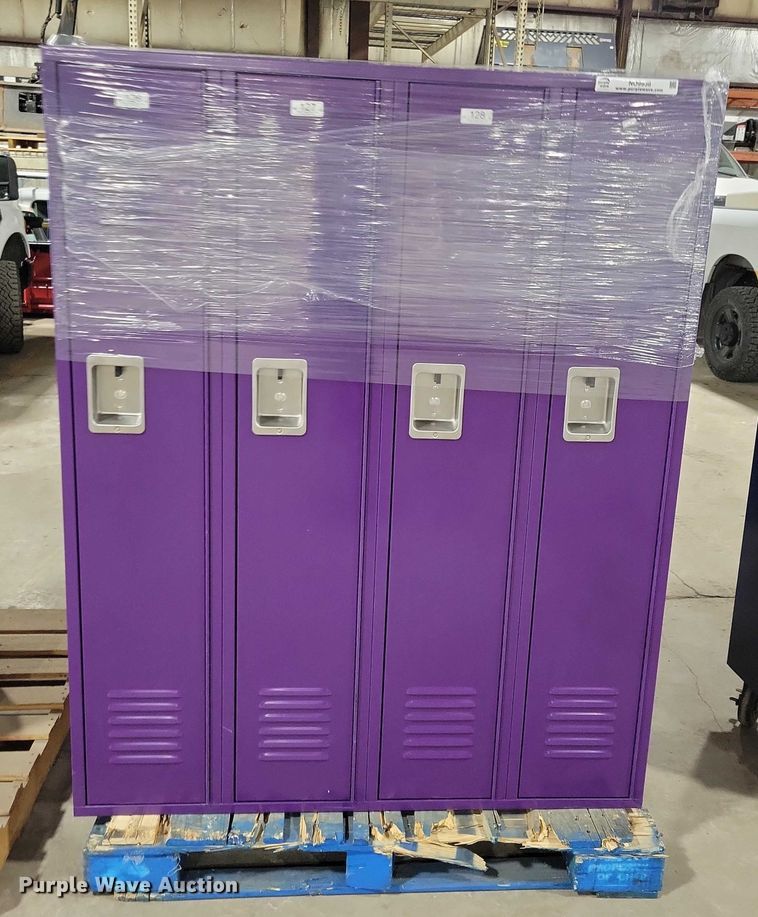 image for item NO9938 (80) lockers