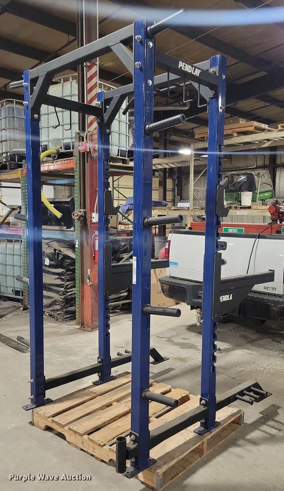 image for item NO9954 Pendlay squat rack