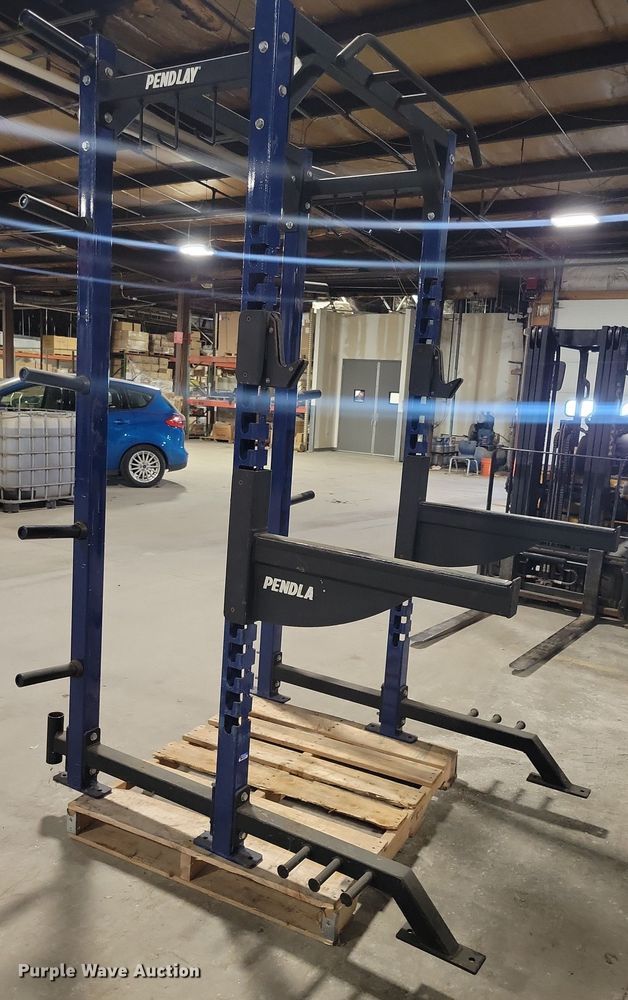 image for item NO9956 Pendlay squat rack