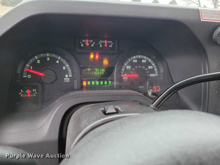 image for item NO9961 2011 Supreme E450 shuttle bus