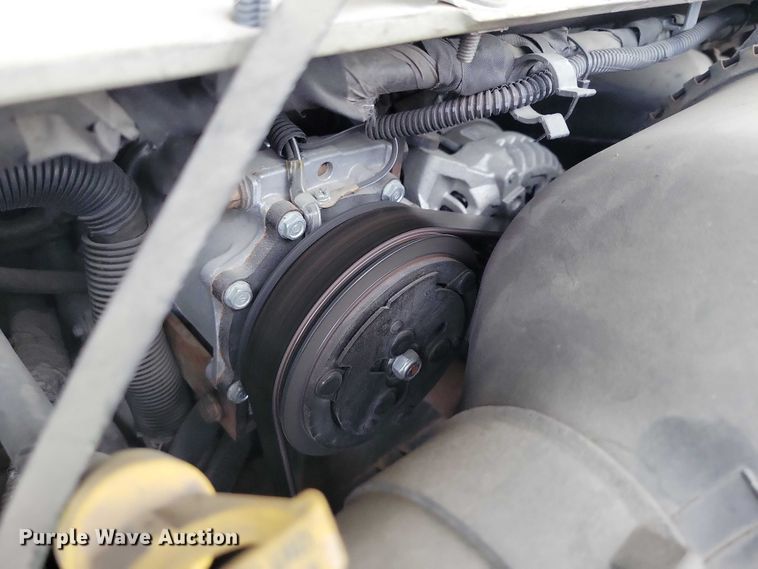 image for item NO9961 2011 Supreme E450 shuttle bus