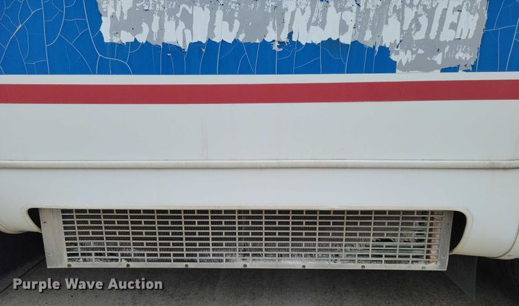 image for item NO9962 2011 Supreme E450 shuttle bus