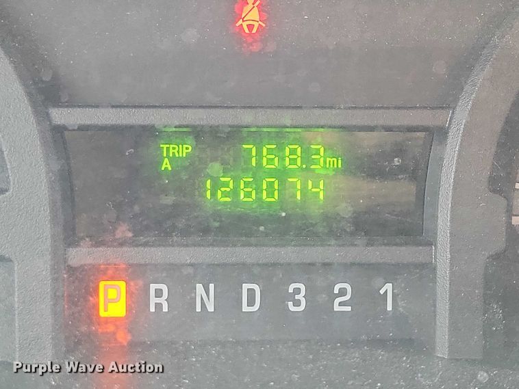 image for item NO9962 2011 Supreme E450 shuttle bus