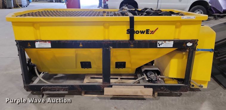 image for item NO9964 Snow Ex spreader