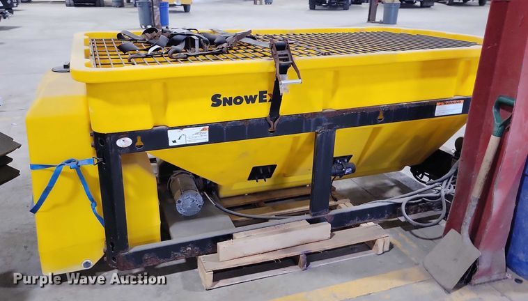 image for item NO9964 Snow Ex spreader