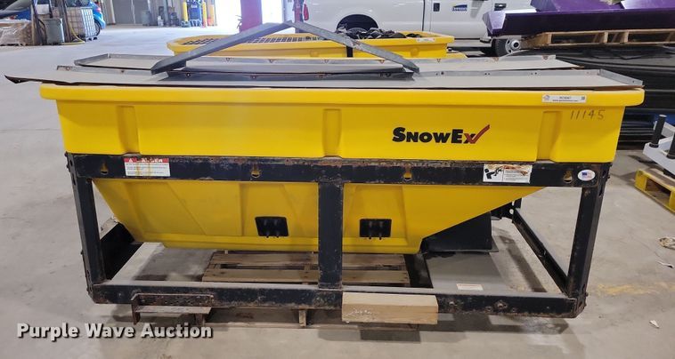 image for item NO9967 Snow Ex spreader