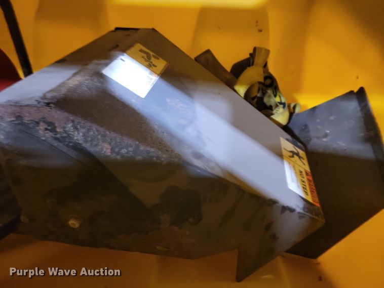 image for item NO9967 Snow Ex spreader