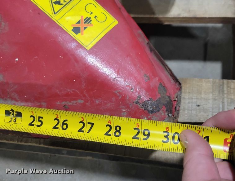 image for item NO9968 Toro leaf vacuum