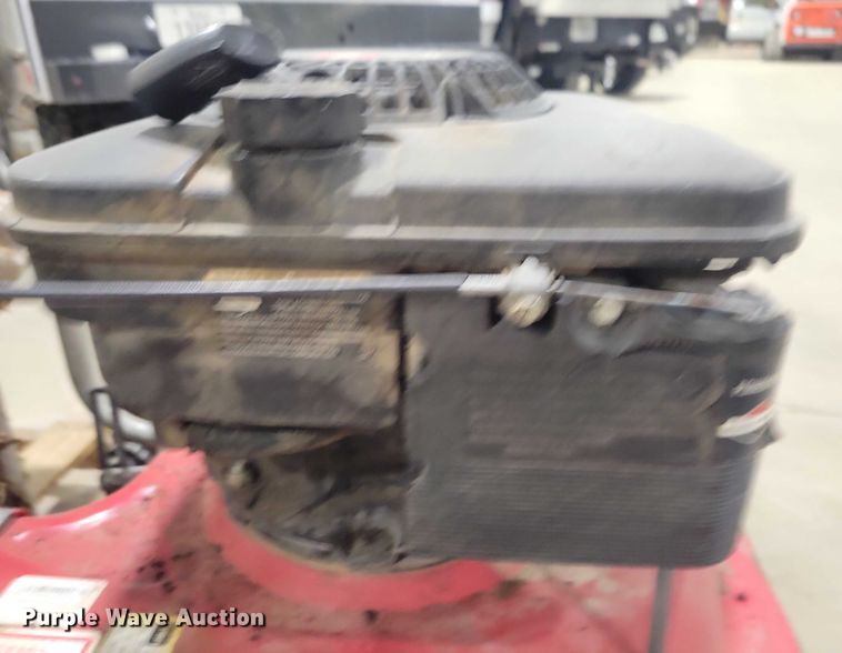 image for item NO9968 Toro leaf vacuum