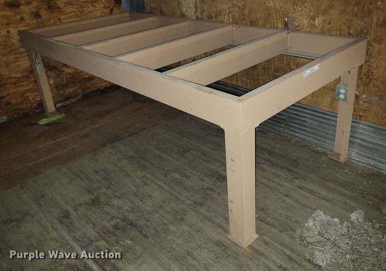 image for item NO9975 Shop table