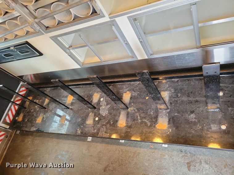 image for item NO9992 2010 Ford E350 ambulance