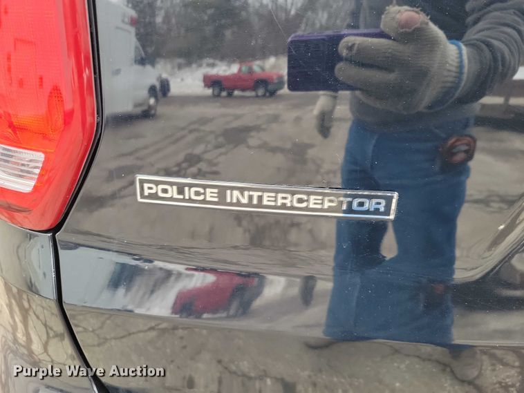 image for item NO9994 2016 Ford Explorer Police Interceptor SUV