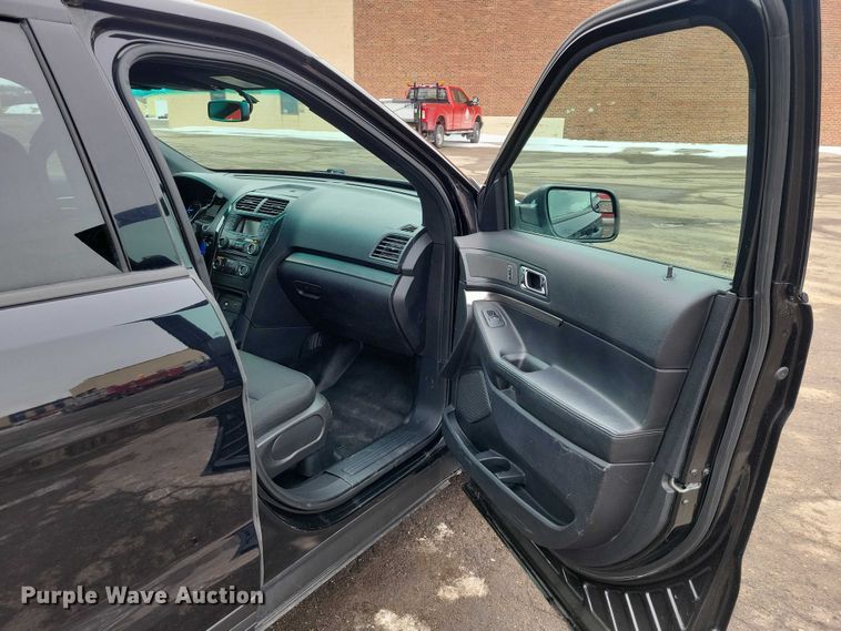 image for item NO9994 2016 Ford Explorer Police Interceptor SUV