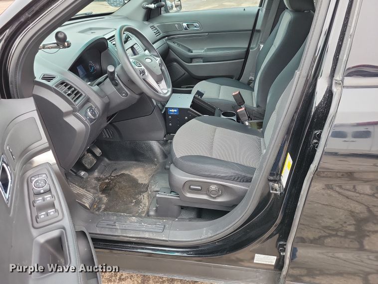 image for item NO9995 2013 Ford Explorer Police Interceptor SUV