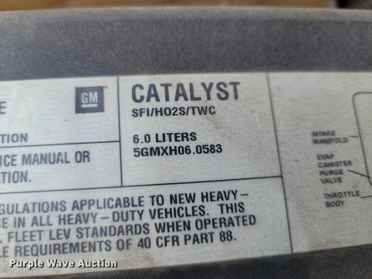 image for item NO9996 2005 Chevrolet 2500HD Silverado pickup truck