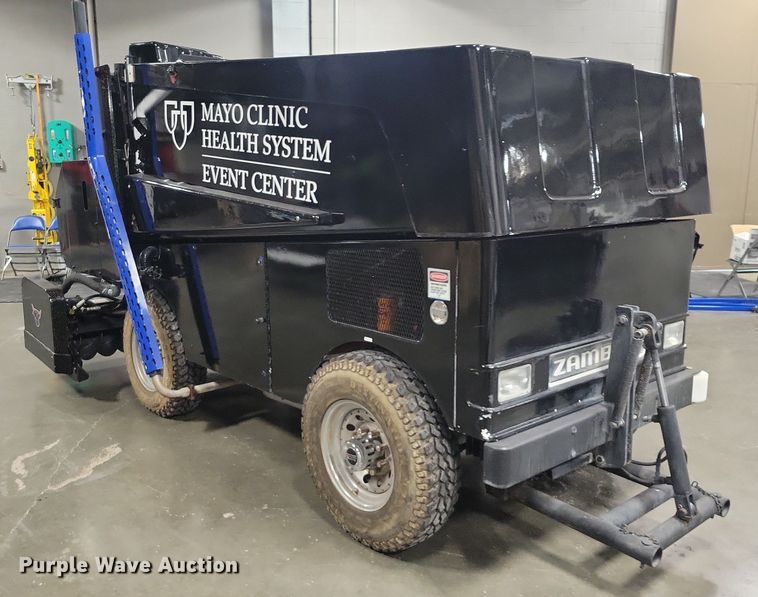 image for item NO9997 1995 Zamboni 500 ice resurfacer