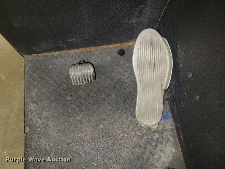 image for item NO9997 1995 Zamboni 500 ice resurfacer