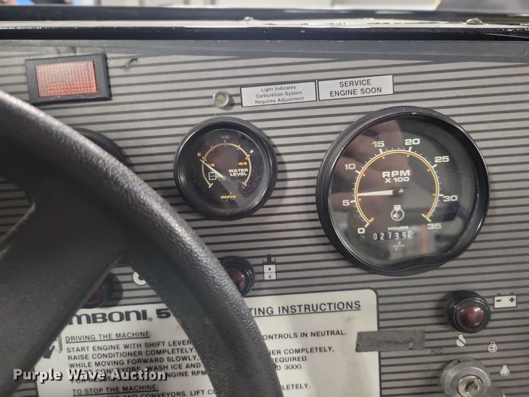 image for item NO9997 1995 Zamboni 500 ice resurfacer