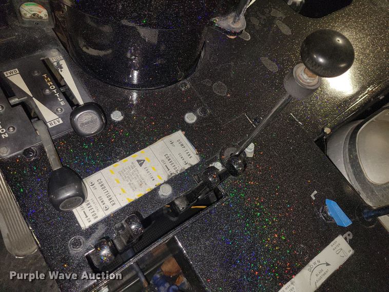 image for item NO9997 1995 Zamboni 500 ice resurfacer