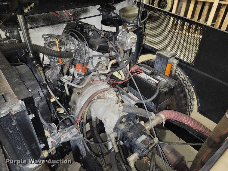 image for item NO9997 1995 Zamboni 500 ice resurfacer