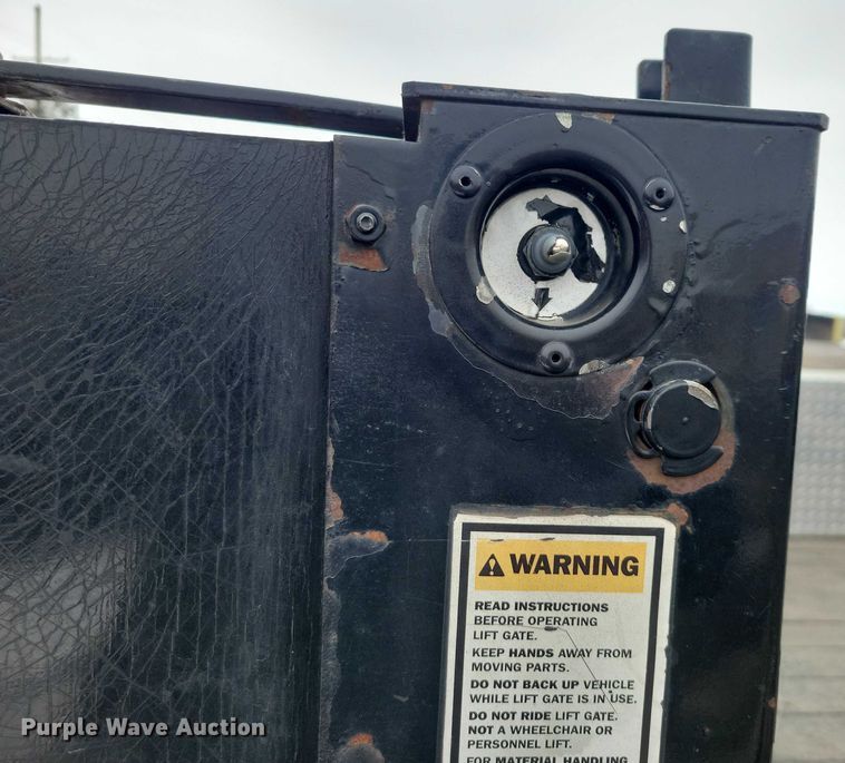 image for item NO9998 2000 Ford F450 Super Duty XL Crew Cab flatbed truck