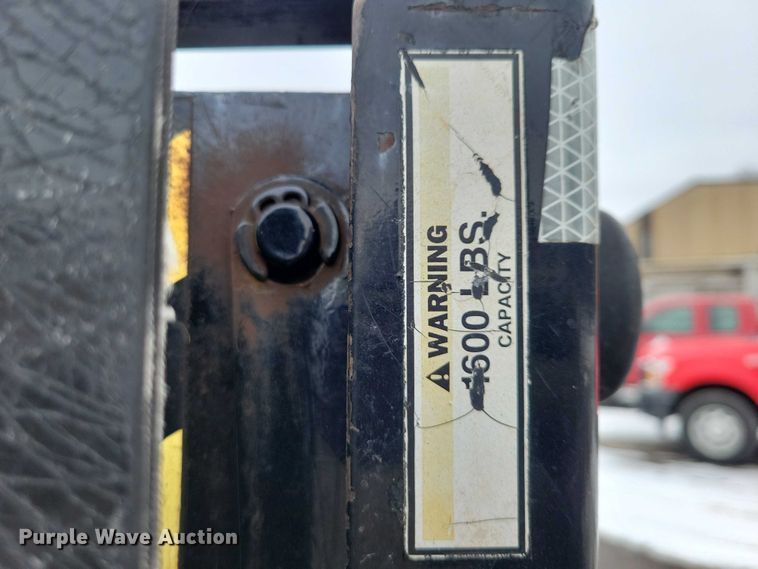 image for item NO9998 2000 Ford F450 Super Duty XL Crew Cab flatbed truck