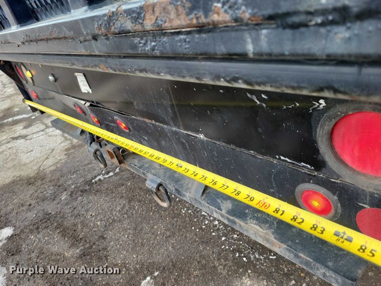 image for item NO9998 2000 Ford F450 Super Duty XL Crew Cab flatbed truck