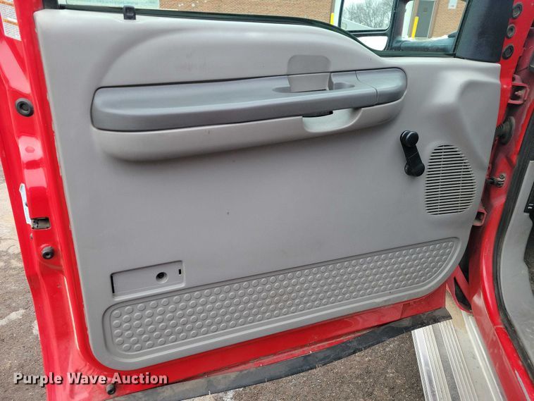 image for item NO9998 2000 Ford F450 Super Duty XL Crew Cab flatbed truck