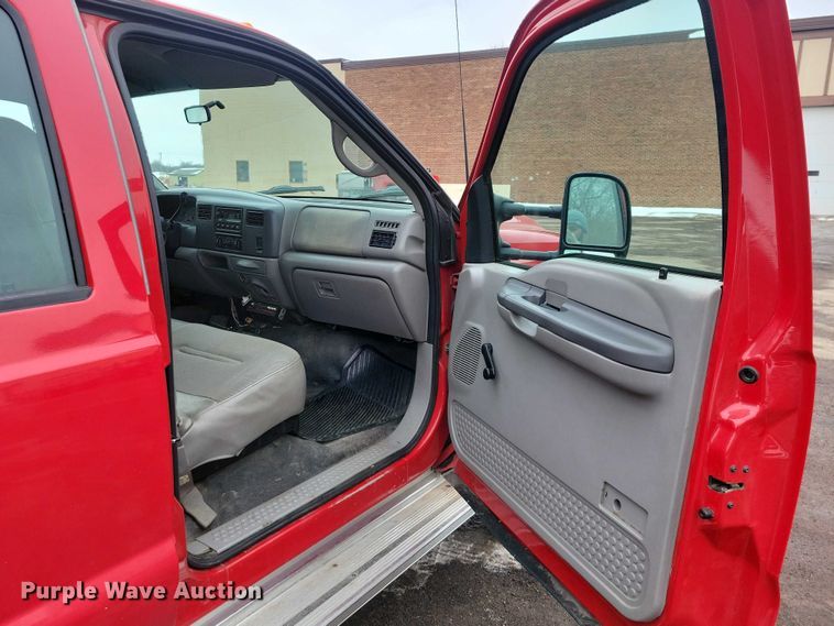 image for item NO9998 2000 Ford F450 Super Duty XL Crew Cab flatbed truck