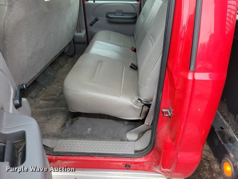 image for item NO9998 2000 Ford F450 Super Duty XL Crew Cab flatbed truck