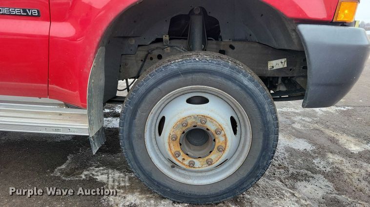 image for item NO9998 2000 Ford F450 Super Duty XL Crew Cab flatbed truck