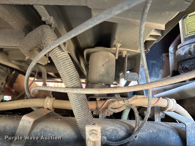 image for item OE9377 2005 International 7600 dump truck