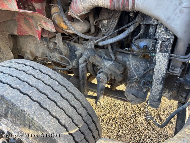 image for item OE9377 2005 International 7600 dump truck