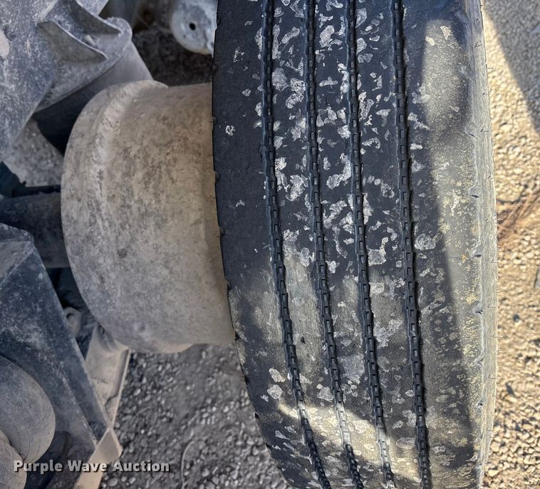 image for item OE9377 2005 International 7600 dump truck