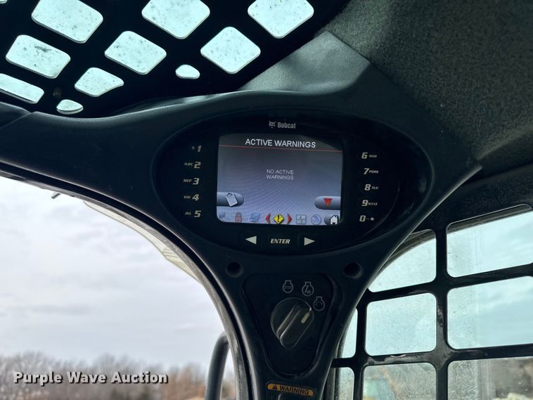 image for item OE9509 2016 Bobcat T770 tracked skid steer loader