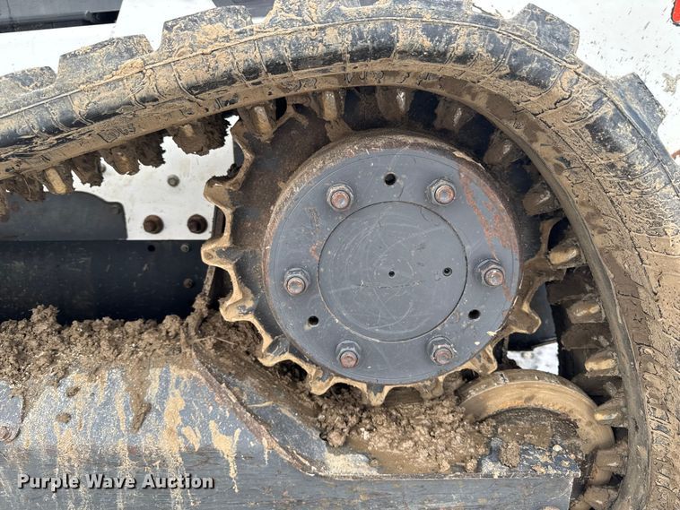 image for item OE9509 2016 Bobcat T770 tracked skid steer loader